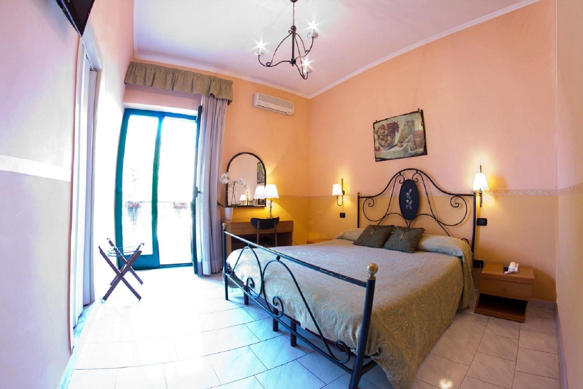 Hotel Degli Amici Pompei Exteriér fotografie
